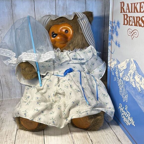 Miss Melony Robert Raikes Bear Americana Collection Parasol #17005 x2548/7500 - Picture 1 of 7